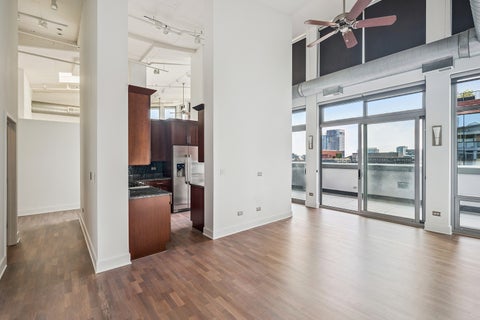 Tiny photo for 740 W Fulton Street #1402, Chicago, IL 60661 (MLS # 12725724)