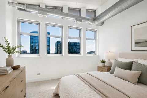 Tiny photo for 740 W Fulton Street #1402, Chicago, IL 60661 (MLS # 12725724)