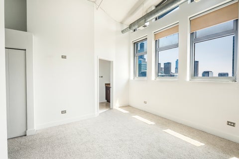Tiny photo for 740 W Fulton Street #1402, Chicago, IL 60661 (MLS # 12725724)