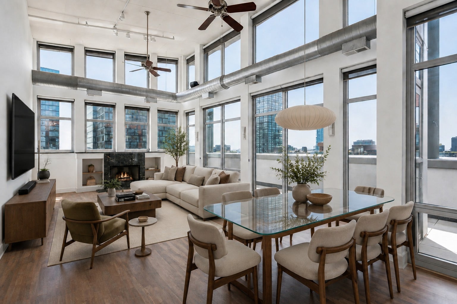 740 W Fulton Street 1402