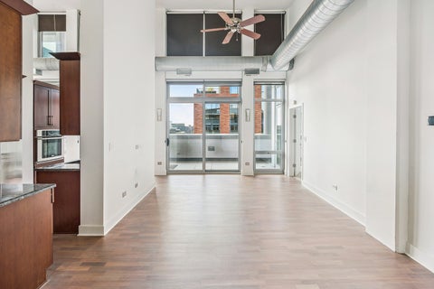 Tiny photo for 740 W Fulton Street #1402, Chicago, IL 60661 (MLS # 12725724)