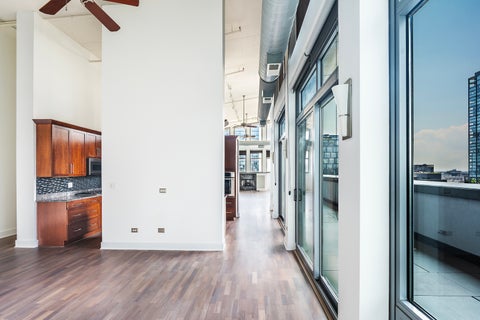 Tiny photo for 740 W Fulton Street #1402, Chicago, IL 60661 (MLS # 12725724)