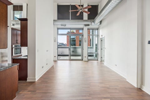 Tiny photo for 740 W Fulton Street #1402, Chicago, IL 60661 (MLS # 12725724)