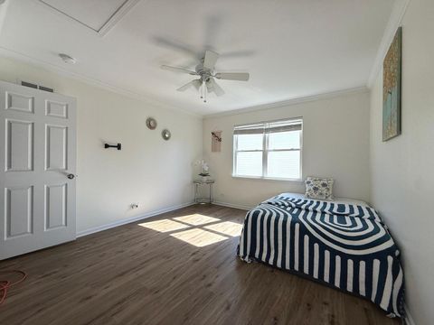 Tiny photo for 731 Lake Ridge Drive, South Elgin, IL 60177 (MLS # 12510765)