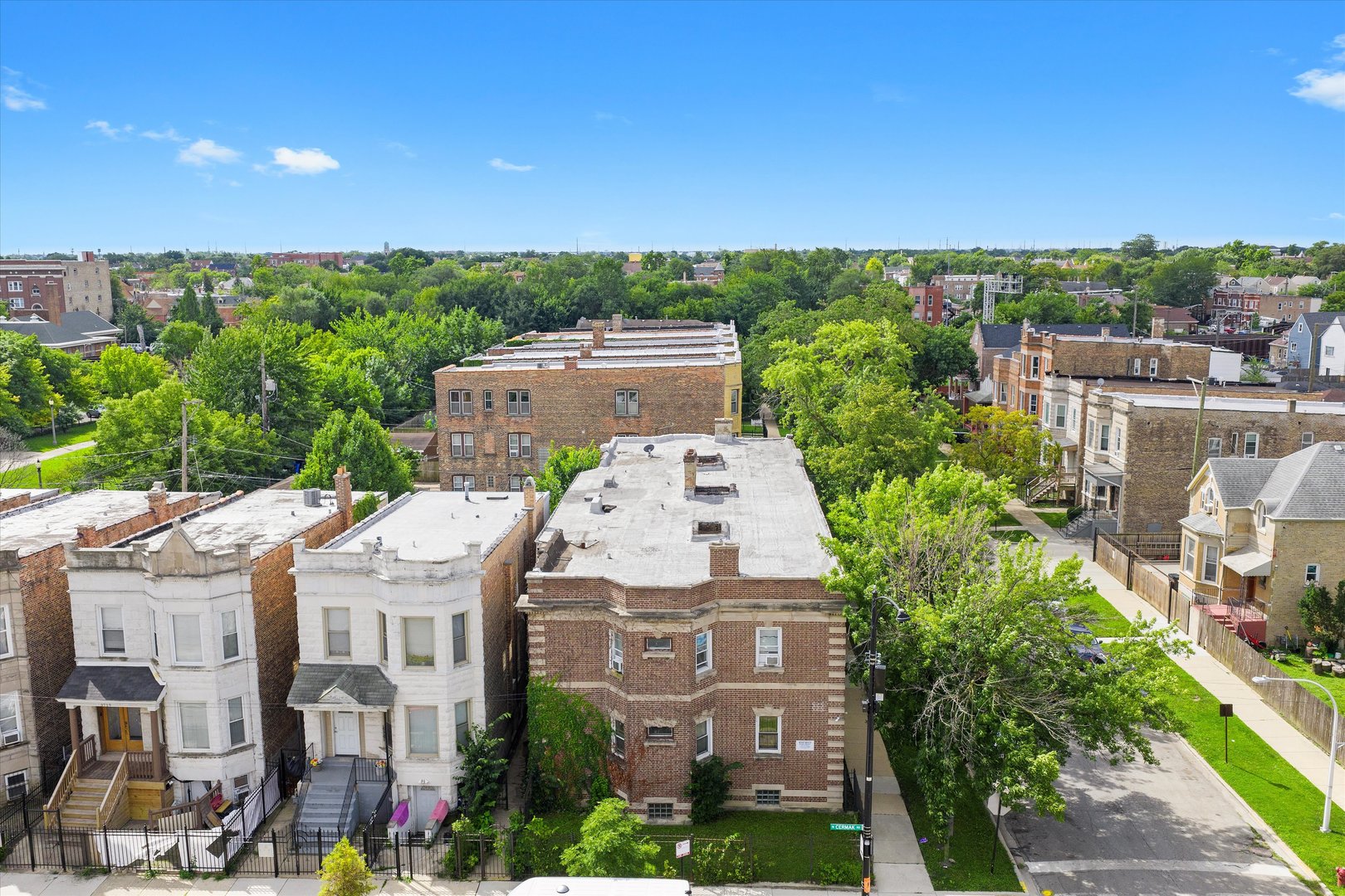 3723 W Cermak Road