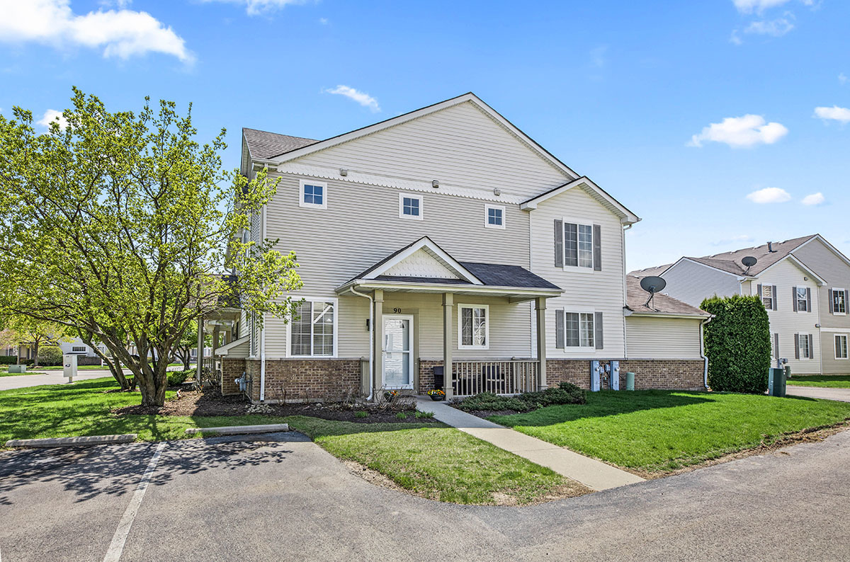 View Romeoville, IL 60446 townhome