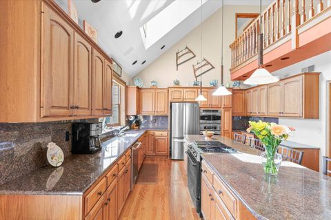 Tiny photo for 2204 Edgewater Place, Champaign, IL 61822 (MLS # 12606433)