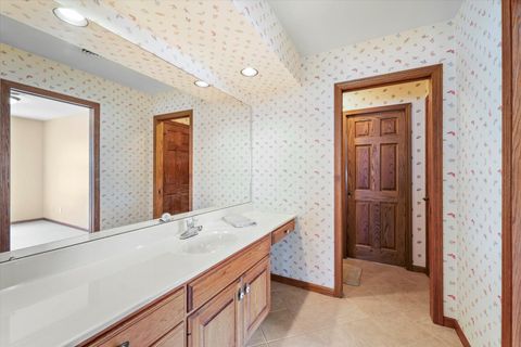 Tiny photo for 2204 Edgewater Place, Champaign, IL 61822 (MLS # 12606433)