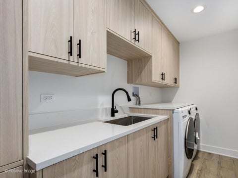 Tiny photo for 3714 N Claremont Avenue, Chicago, IL 60618 (MLS # 12769566)