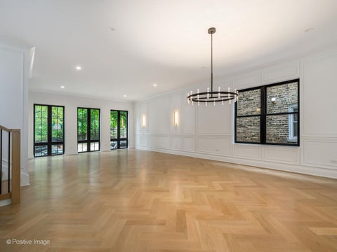 Tiny photo for 3714 N Claremont Avenue, Chicago, IL 60618 (MLS # 12769566)