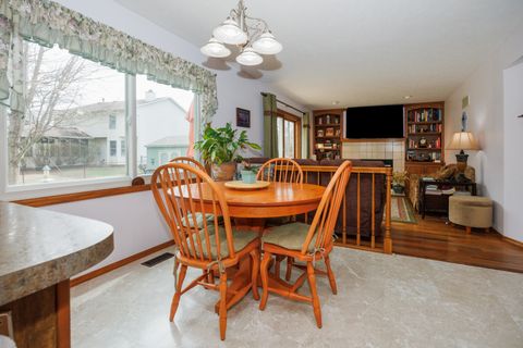 Tiny photo for 1304 S Hershey Road, Bloomington, IL 61704 (MLS # 12578923)