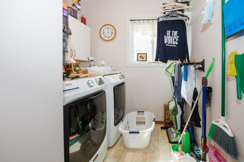 Tiny photo for 1304 S Hershey Road, Bloomington, IL 61704 (MLS # 12578923)