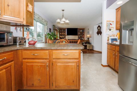 Tiny photo for 1304 S Hershey Road, Bloomington, IL 61704 (MLS # 12578923)