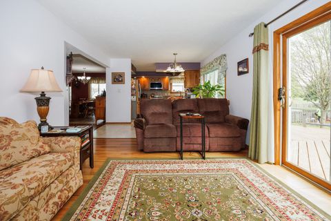 Tiny photo for 1304 S Hershey Road, Bloomington, IL 61704 (MLS # 12578923)