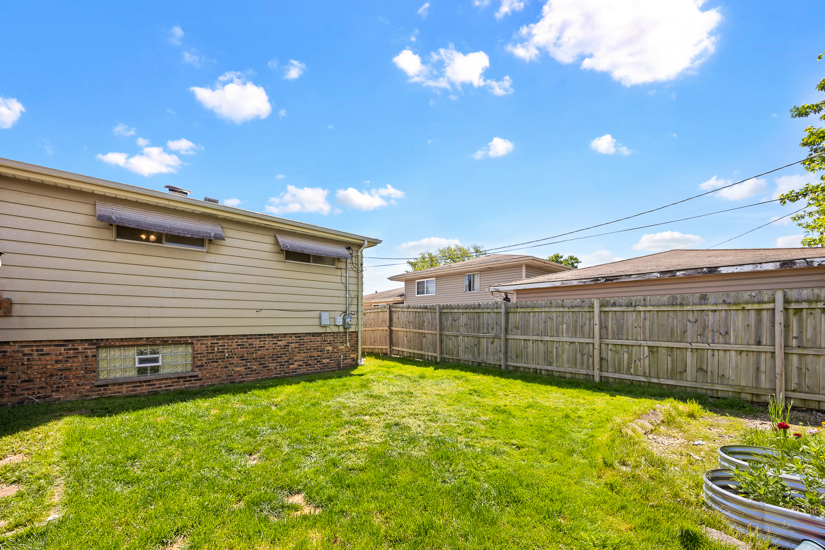 16466 Terry Lane
