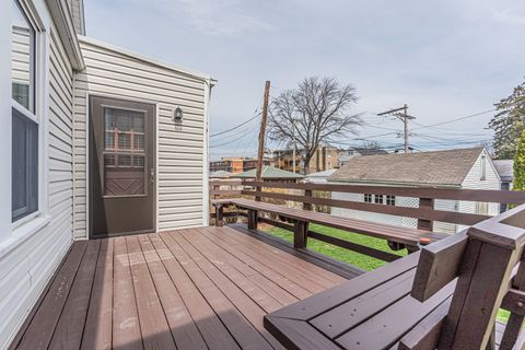 Tiny photo for 4711 N Kilbourn Avenue, Chicago, IL 60630 (MLS # 12594234)