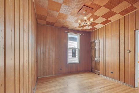 Tiny photo for 4711 N Kilbourn Avenue, Chicago, IL 60630 (MLS # 12594234)