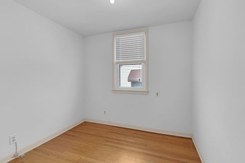 Tiny photo for 4711 N Kilbourn Avenue, Chicago, IL 60630 (MLS # 12594234)
