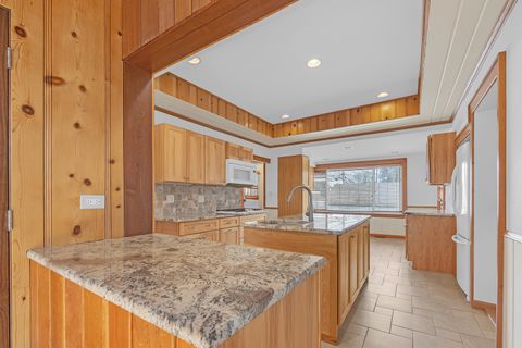 Tiny photo for 4711 N Kilbourn Avenue, Chicago, IL 60630 (MLS # 12594234)