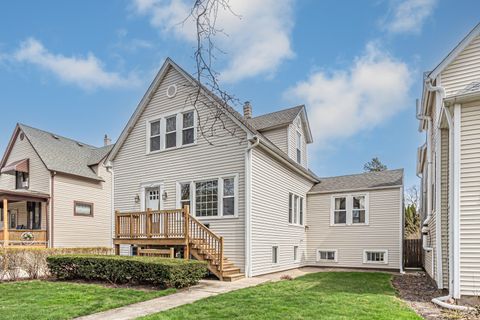 Tiny photo for 4711 N Kilbourn Avenue, Chicago, IL 60630 (MLS # 12594234)