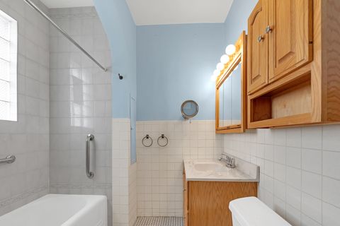 Tiny photo for 4711 N Kilbourn Avenue, Chicago, IL 60630 (MLS # 12594234)