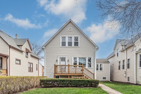 Tiny photo for 4711 N Kilbourn Avenue, Chicago, IL 60630 (MLS # 12594234)