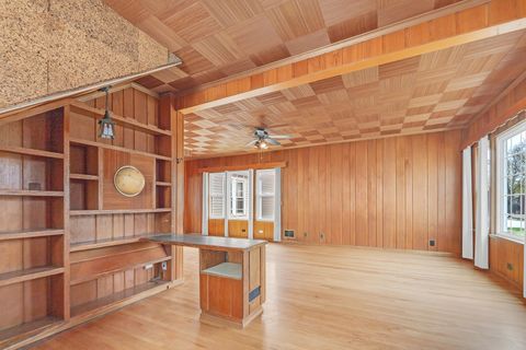 Tiny photo for 4711 N Kilbourn Avenue, Chicago, IL 60630 (MLS # 12594234)