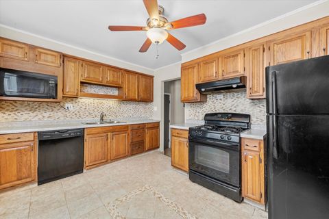 Tiny photo for 686 2nd Street, Crete, IL 60417 (MLS # 12511528)