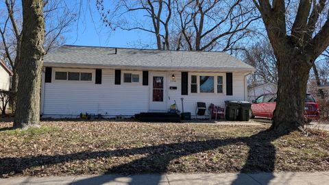 Photo of 1206 N Lincoln Avenue, Urbana, IL 61801 (MLS # 12601313)
