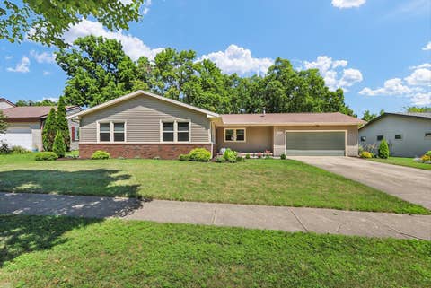 Tiny photo for 202 E McHenry Street, Urbana, IL 61801 (MLS # 12723105)