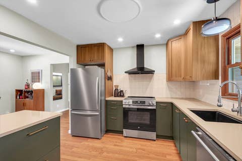 Tiny photo for 202 E McHenry Street, Urbana, IL 61801 (MLS # 12723105)
