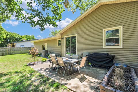 Tiny photo for 202 E McHenry Street, Urbana, IL 61801 (MLS # 12723105)