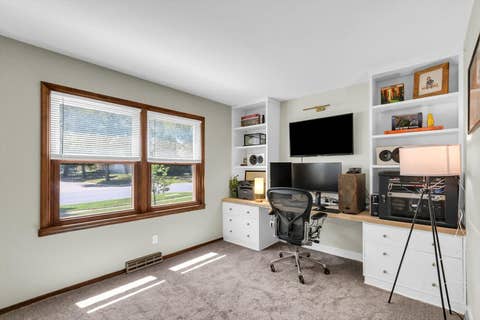Tiny photo for 202 E McHenry Street, Urbana, IL 61801 (MLS # 12723105)