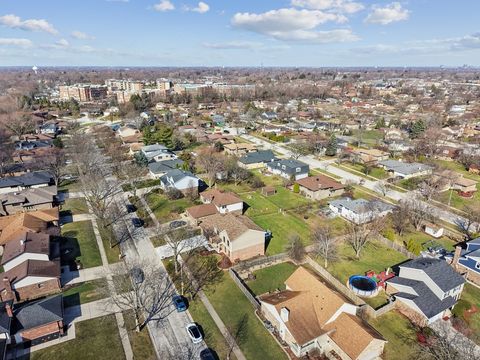 Tiny photo for 406 Whipple Lane, Westmont, IL 60559 (MLS # 12579812)