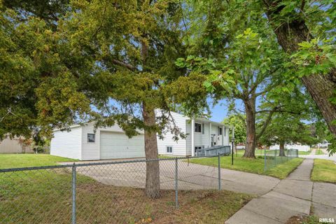 Tiny photo for 3403 4TH Street, East Moline, IL 61244 (MLS # QC4267849)