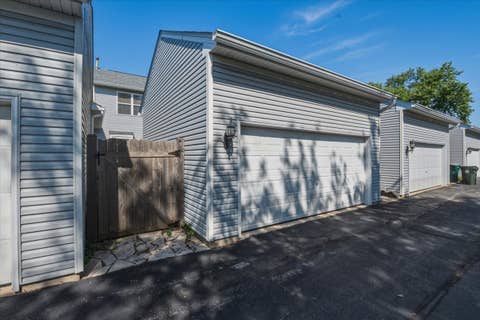 Tiny photo for 2014 Peterson Place, Batavia, IL 60510 (MLS # 12730173)