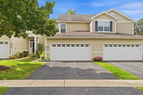 Photo of 1472 W Remington Lane #1472, Round Lake, IL 60073 (MLS # 12792106)