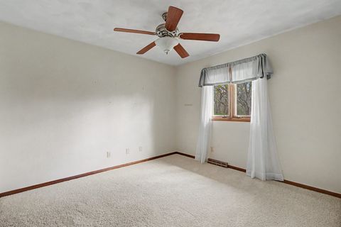 Tiny photo for 24 Lori Lane Court, Geneseo, IL 61254 (MLS # 12621358)