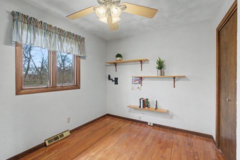 Tiny photo for 24 Lori Lane Court, Geneseo, IL 61254 (MLS # 12621358)