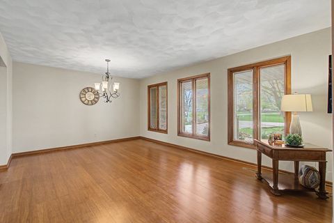 Tiny photo for 24 Lori Lane Court, Geneseo, IL 61254 (MLS # 12621358)