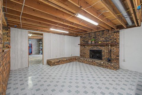 Tiny photo for 24 Lori Lane Court, Geneseo, IL 61254 (MLS # 12621358)