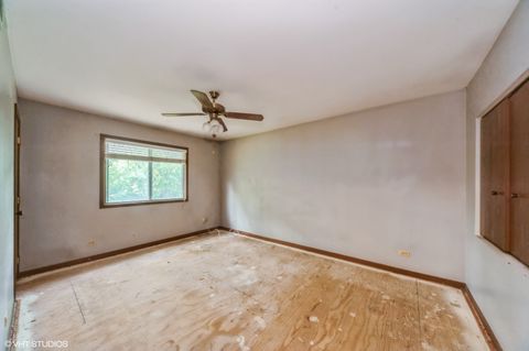 Tiny photo for Vernon Hills, IL 60061 (MLS # 12434608)