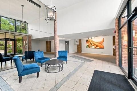 Tiny photo for 1415 E Central Road #319C, Arlington Heights, IL 60005 (MLS # 12745637)