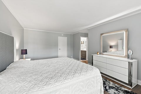 Tiny photo for 1415 E Central Road #319C, Arlington Heights, IL 60005 (MLS # 12745637)