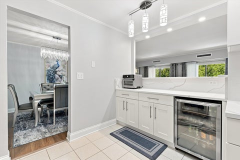 Tiny photo for 1415 E Central Road #319C, Arlington Heights, IL 60005 (MLS # 12745637)