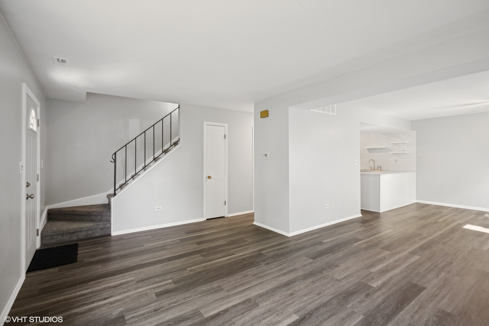 852 Oxford Place 852