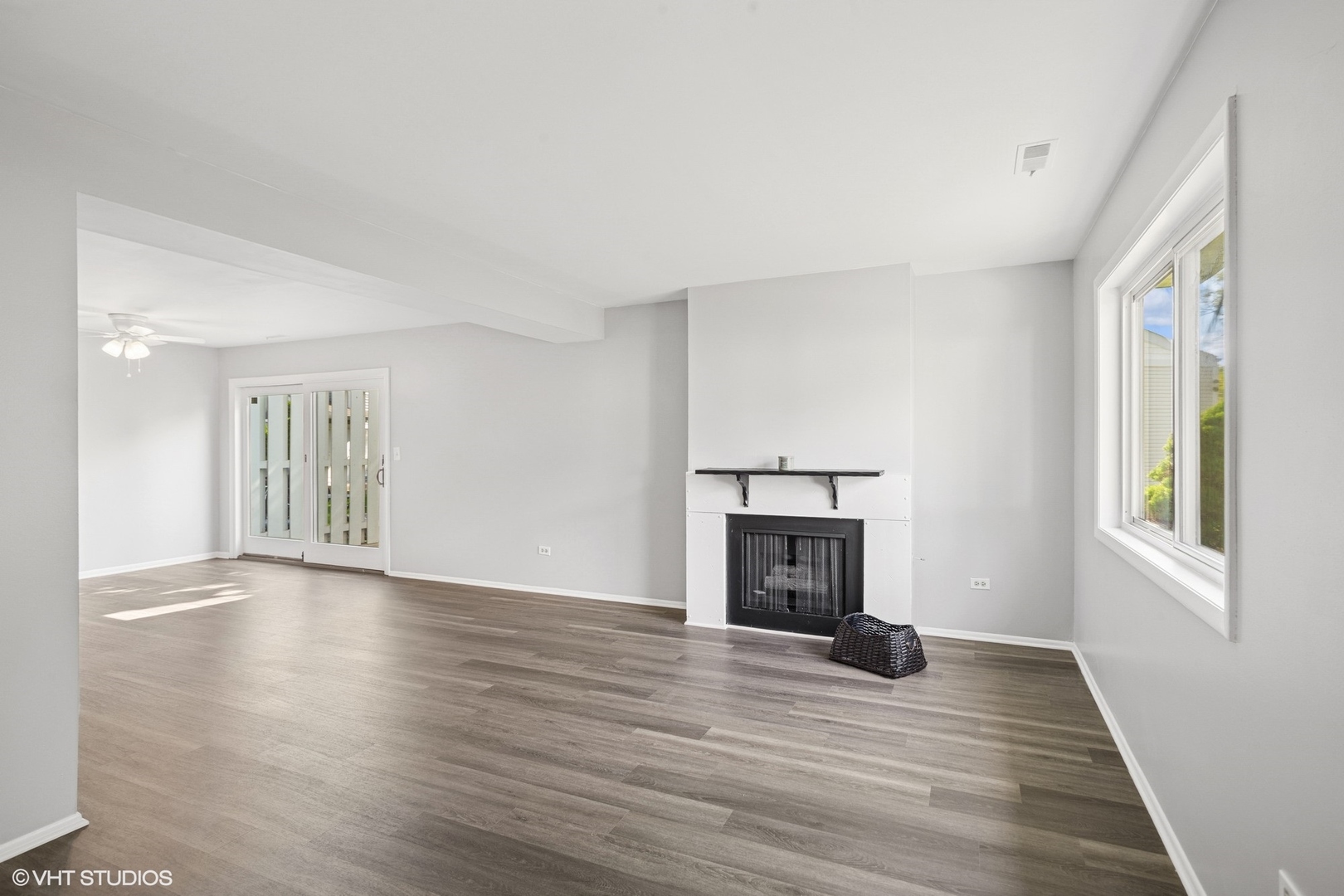 852 Oxford Place 852