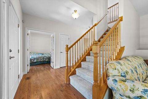 Tiny photo for 813 Cloverdale Lane, Bolingbrook, IL 60440 (MLS # 12321524)