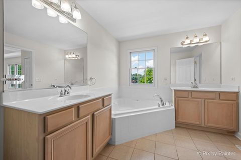 Tiny photo for 813 Cloverdale Lane, Bolingbrook, IL 60440 (MLS # 12321524)