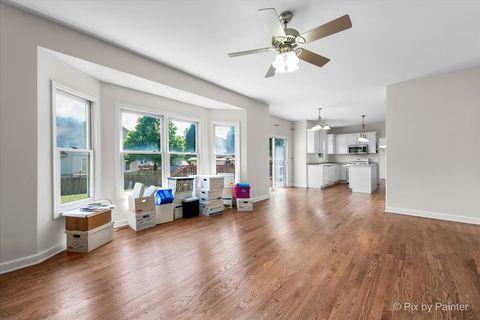 Tiny photo for 813 Cloverdale Lane, Bolingbrook, IL 60440 (MLS # 12321524)